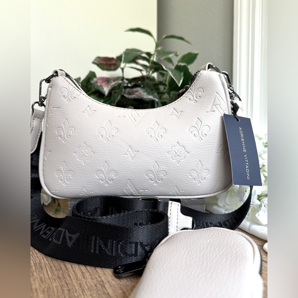 Adrienne Vittadini VL Taupe Downtown Diva Guitar Strap Hobo Crossbody - NWT - Picture 6 of 10